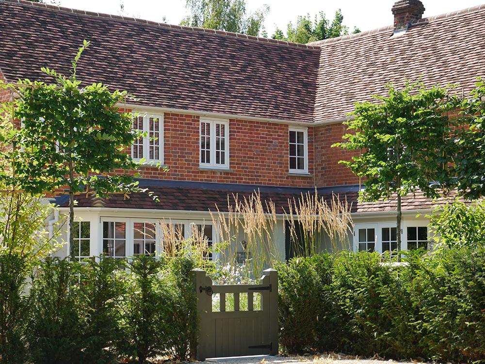 Berkshire Cottage on the Green